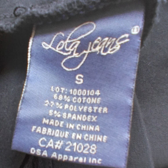 Lola Jeans Michelle Mid Rise Pull On Capri - Jersey Black - Picture 10 of 10